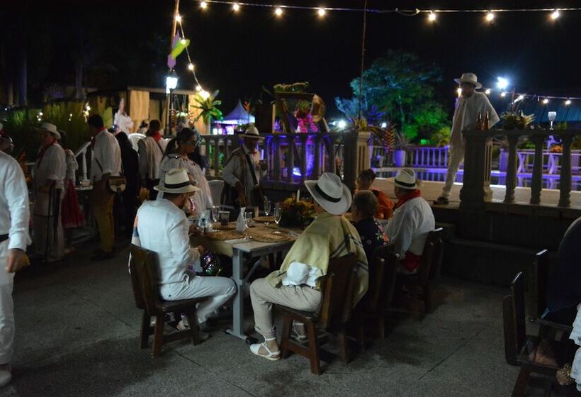 Fotos del hotel San Antonio Del Cerro:  6