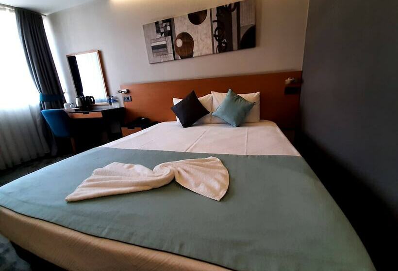 Fotos del hotel Sapko Airport:  13