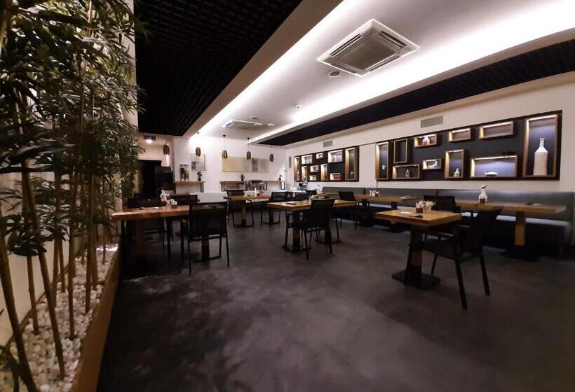 Fotos del hotel Sapko Airport:  30