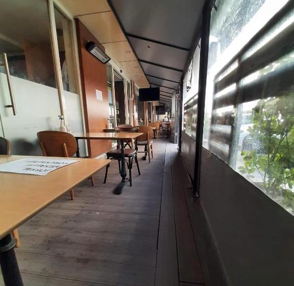 Fotos del hotel Sapko Airport:  31