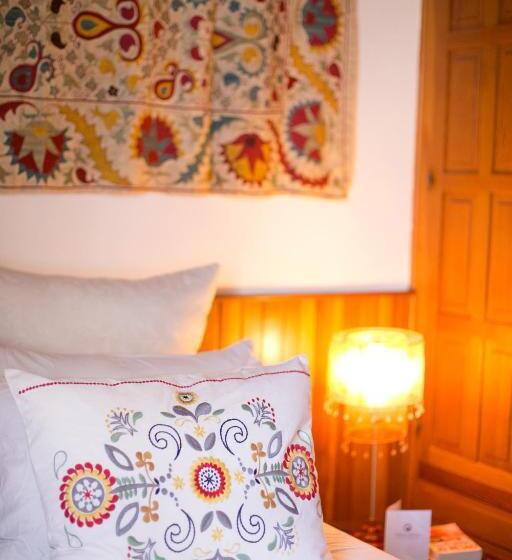 هتل Thea Villas And Suite