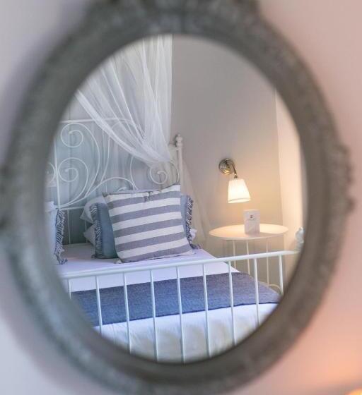 هتل Thea Villas And Suite