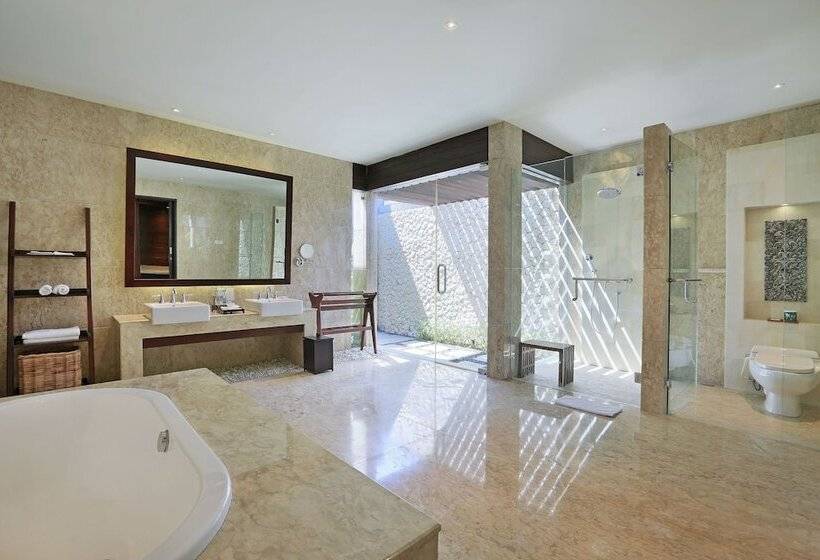 هتل Ulu Segara Luxury Suites & Villas