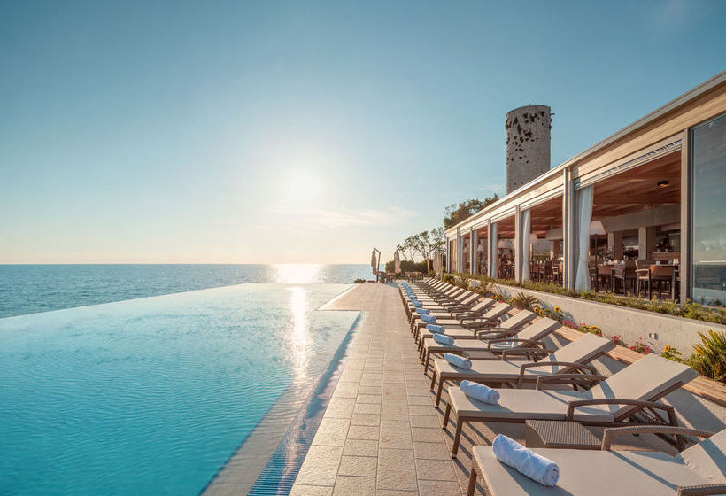 Отель Valamar Isabella Miramare