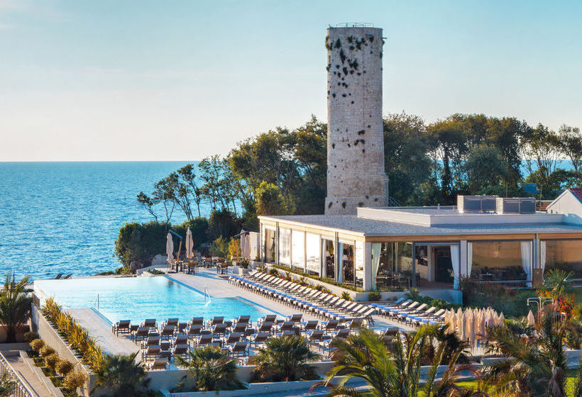 Отель Valamar Isabella Miramare