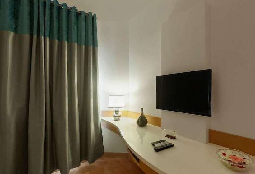 Melange Luxury Serviced Apartments