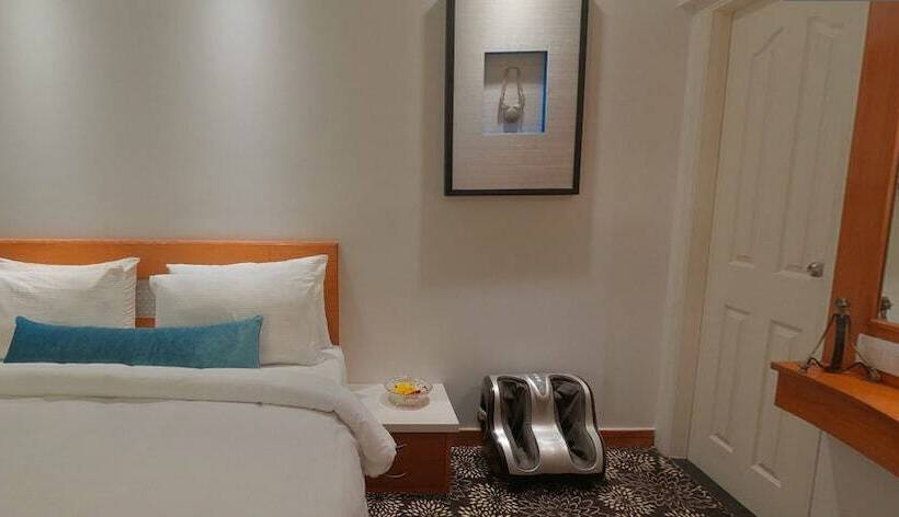 Melange Luxury Serviced Apartments