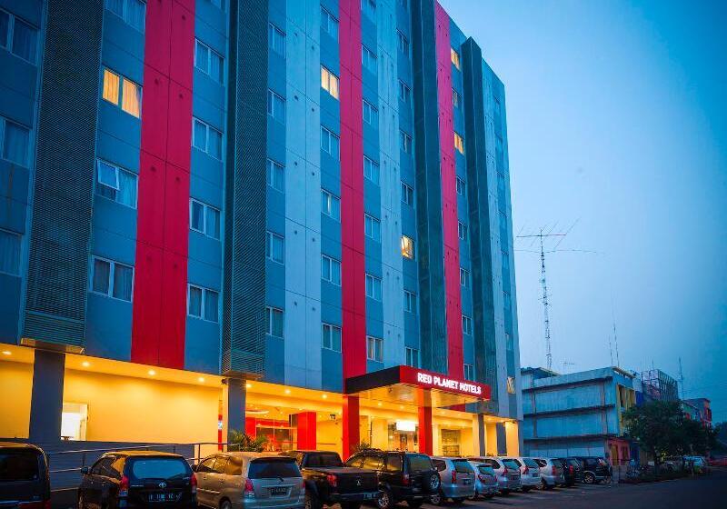 هتل Red Planet Bekasi