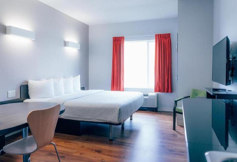 Motel 6 Airdrie