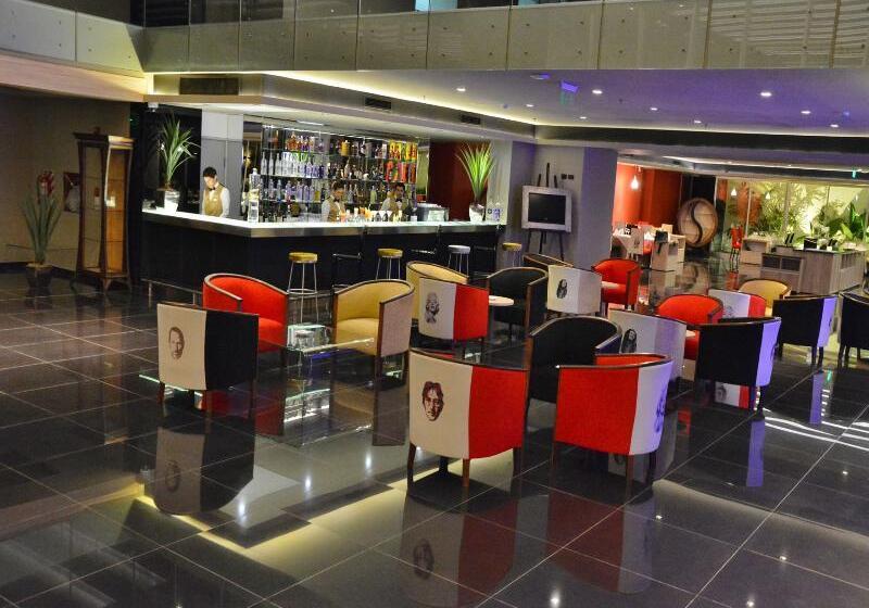 Savoy Hotel Encarnación