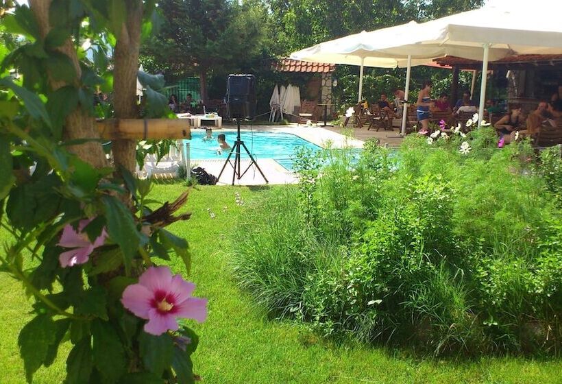 Villa Platythea
