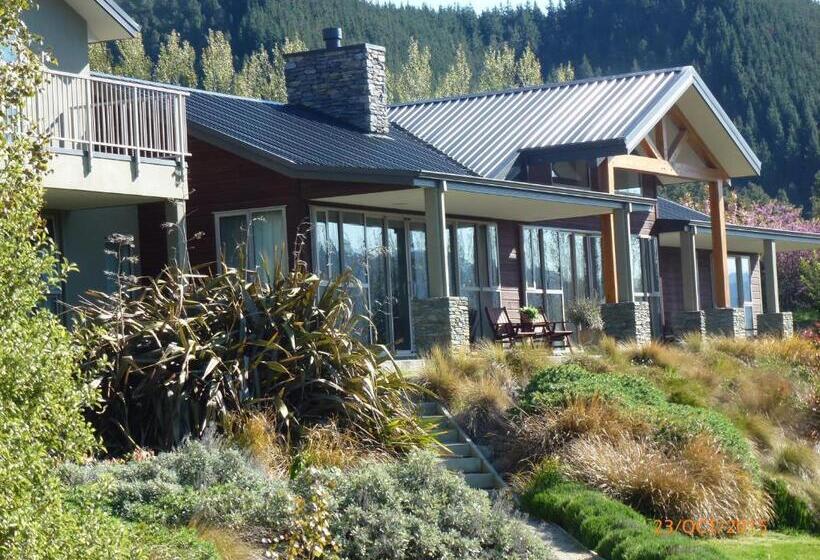 تختخواب و صبحانه Amuri Estate Luxury Lodge