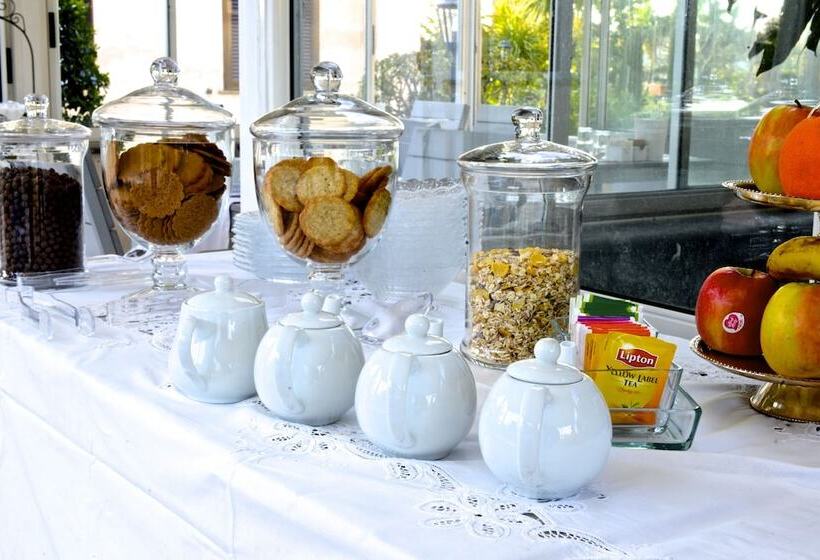 تختخواب و صبحانه La Villetta Suite