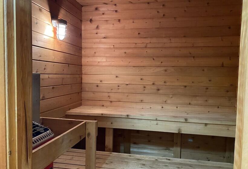 Gunflint Lodge
