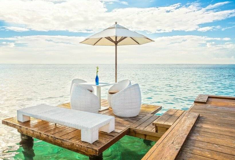 هتل Hamaca Beach