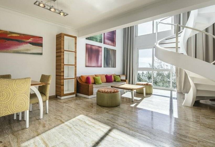 בית מלון כפרי Hamaca Suites