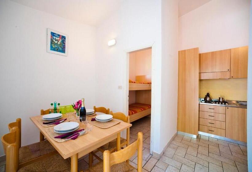 هتل Camping Cisano - San Vito