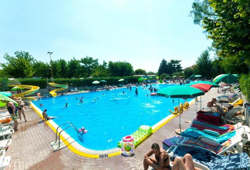 هتل Camping Cisano - San Vito