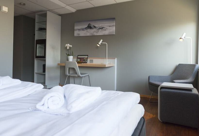 Fast Hotel Svolvær