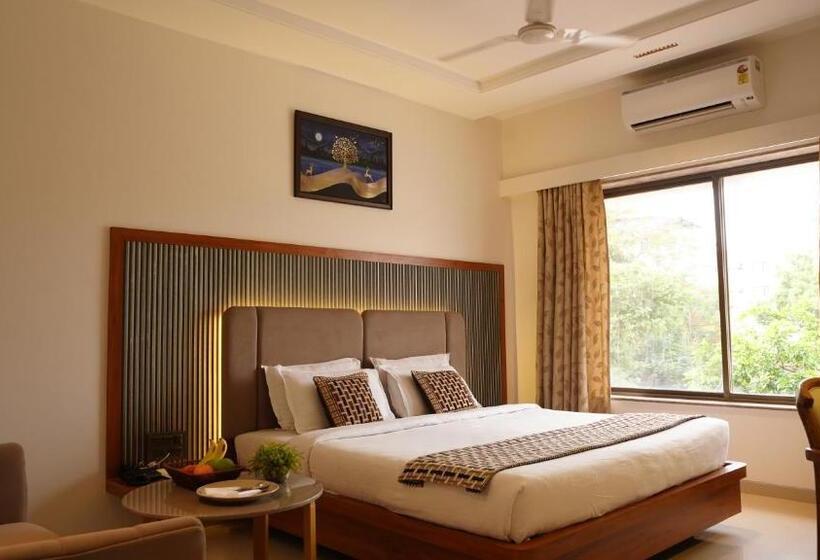 Отель Ganpati Palace Shirdi Newly Renovated