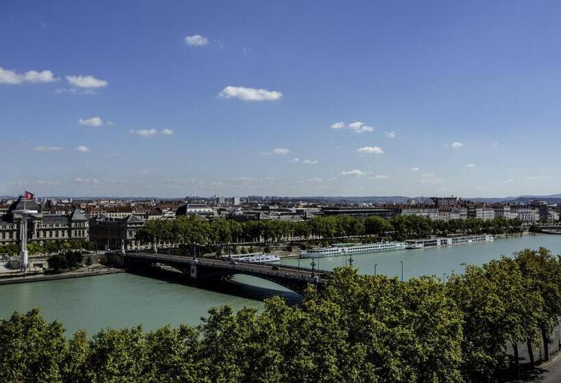هتل Ibis Budget Lyon Eurexpo