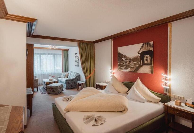 هتل Jagdhaus Monzabon