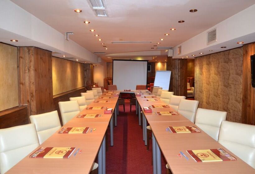 Fotos del hotel Phoenicia Comfort:  45