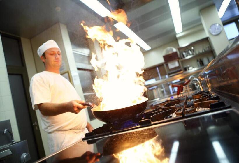 هتل Premier Aqua  Adults Only