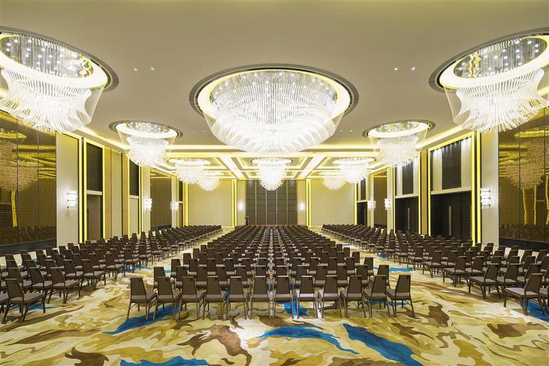 هتل Sheraton Langfang Chaobai River