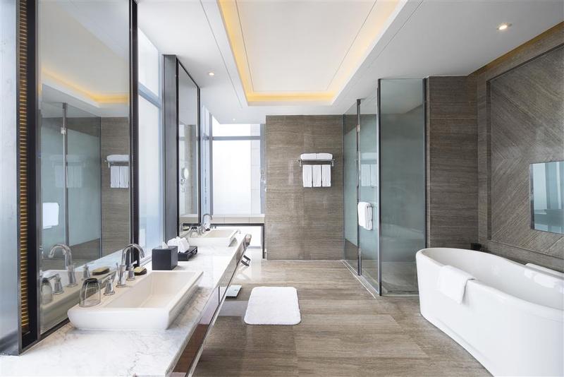 هتل Sheraton Langfang Chaobai River