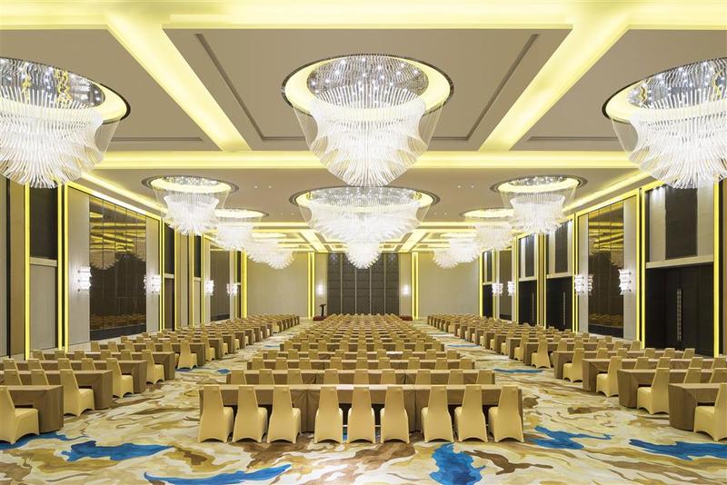 هتل Sheraton Langfang Chaobai River