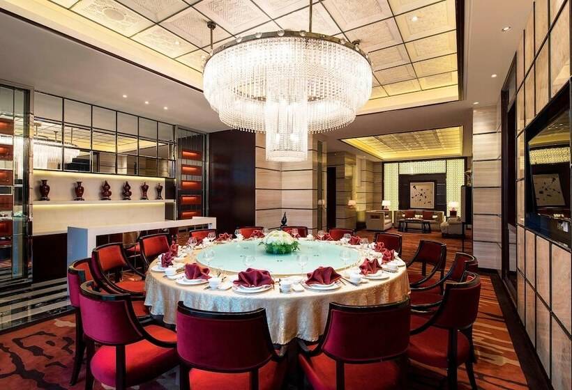 هتل Sheraton Langfang Chaobai River