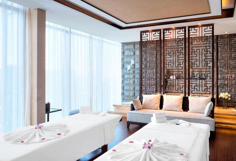 هتل Sheraton Langfang Chaobai River