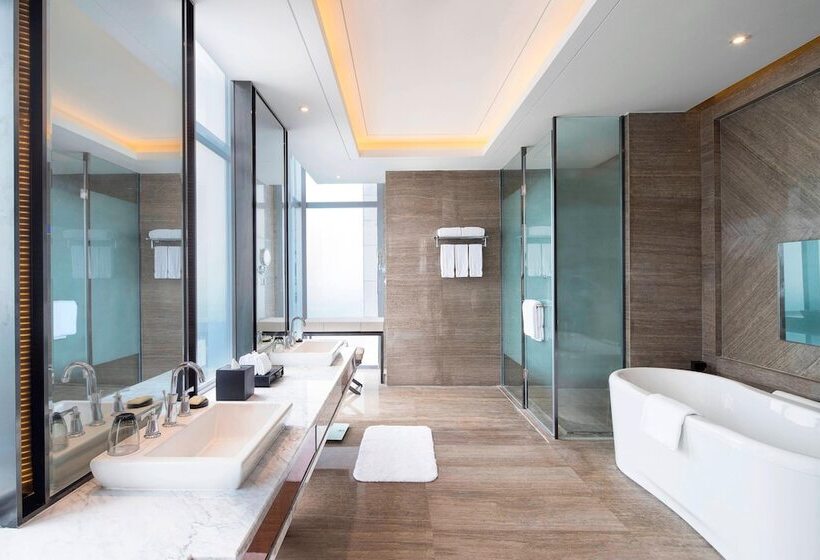 هتل Sheraton Langfang Chaobai River