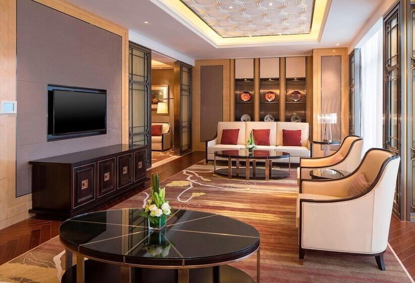 هتل Sheraton Langfang Chaobai River
