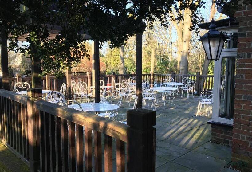 호텔 Three Tuns Ashwell