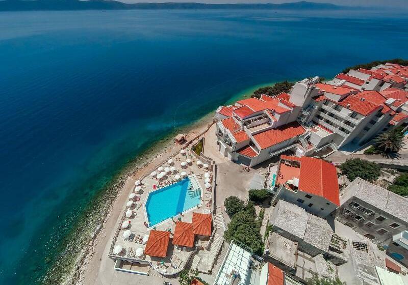 هتل Tui Blue Makarska