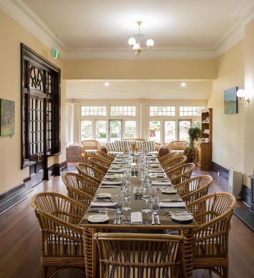 پانسیون Petersons Armidale Winery And Guesthouse