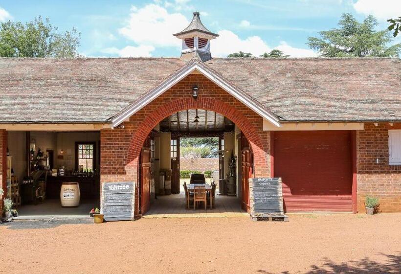 پانسیون Petersons Armidale Winery And Guesthouse