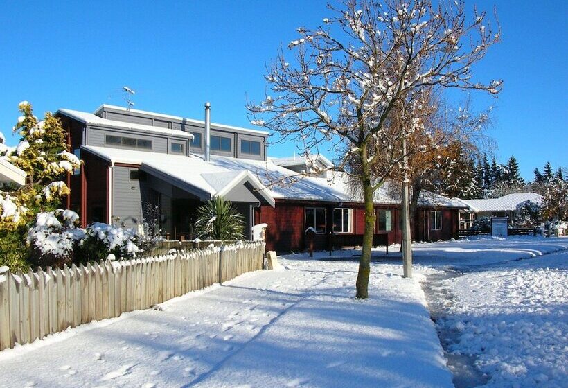 تختخواب و صبحانه Breckenridge Lodge