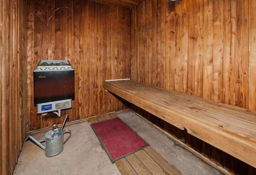 تختخواب و صبحانه Breckenridge Lodge