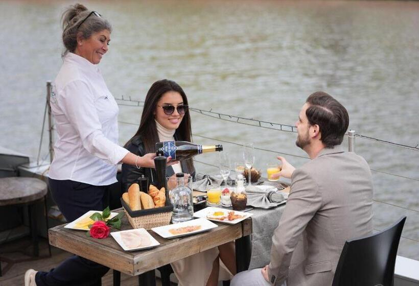 هتل Restaurant Brasserie Feestzaal Ahoi, Kortrijk
