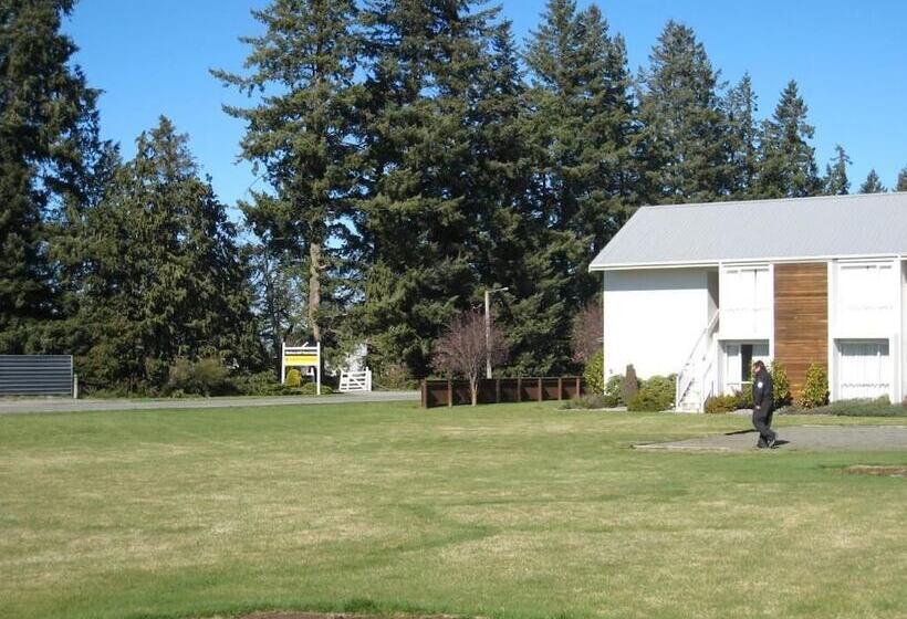 Brinkley Resort