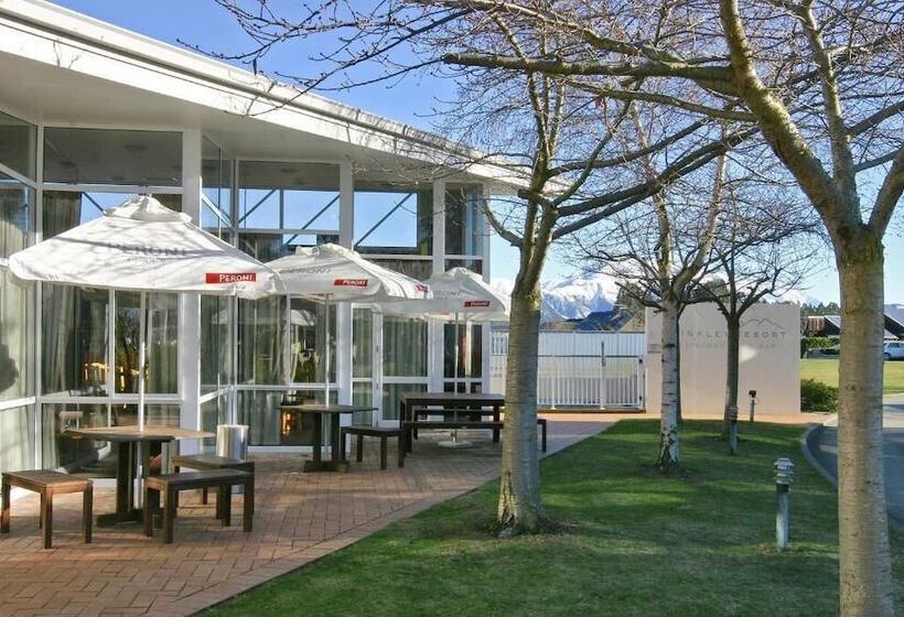 Brinkley Resort