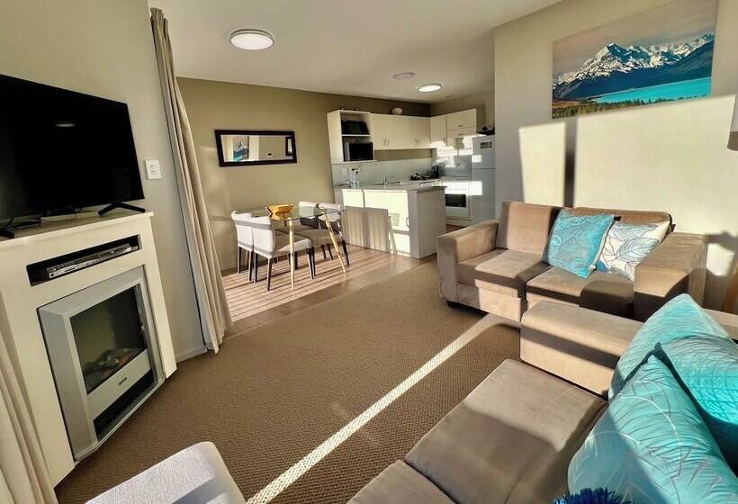 Brinkley Resort