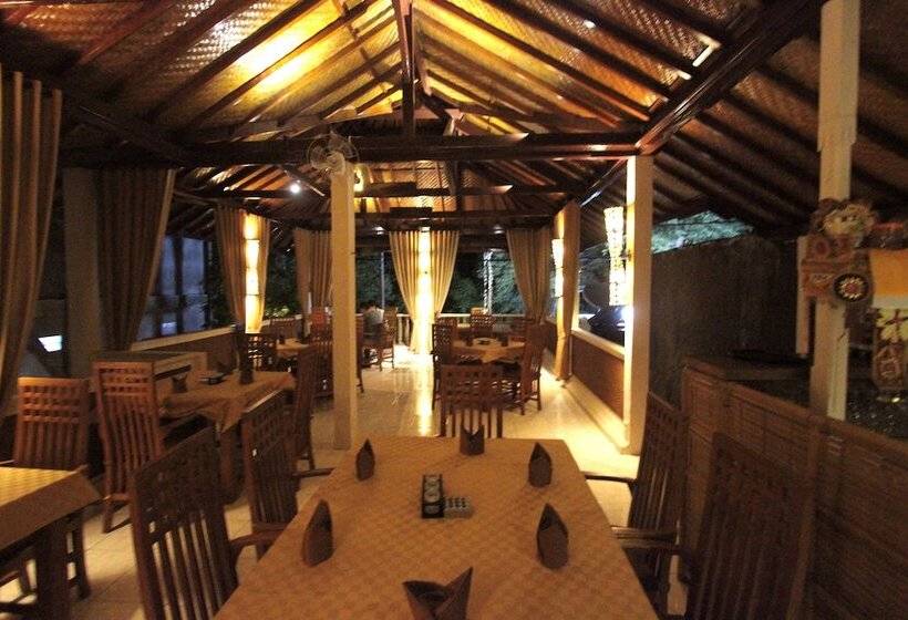 Chonos Hotel Lovina