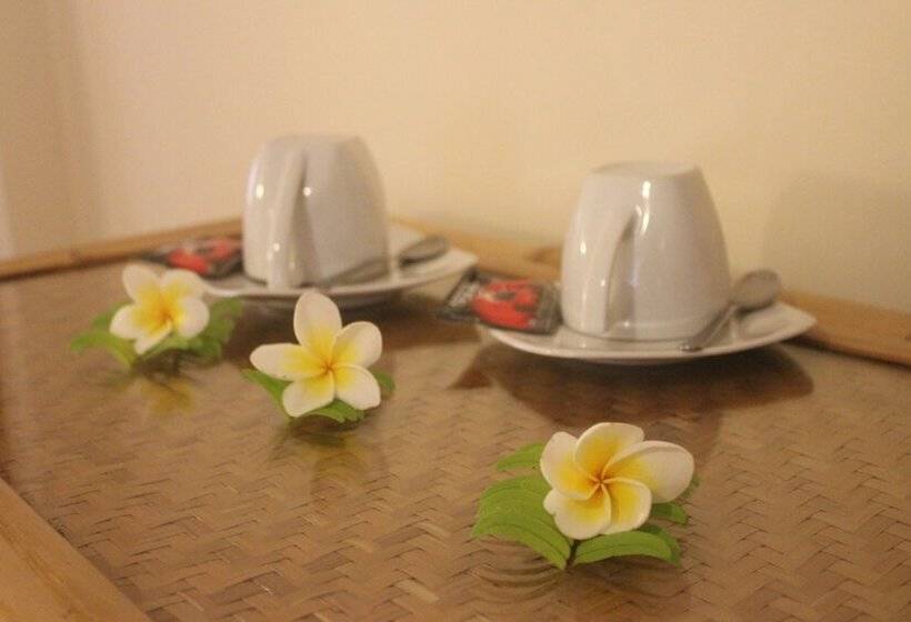 Chonos Hotel Lovina