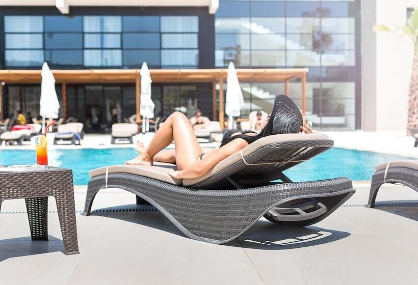 Aya Yorgi Hotel By T