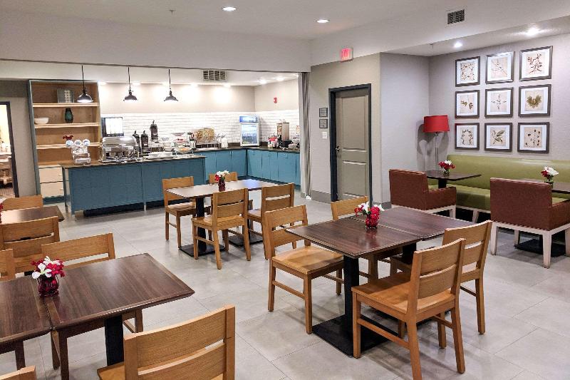 בית מלון כפרי Comfort Inn & Suites