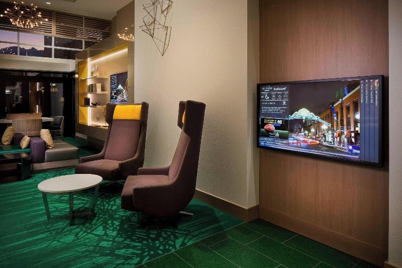 هتل Courtyard By Marriott San Diego Gaslamp/convention Center